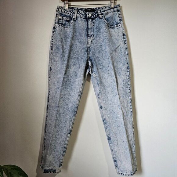 EUC LIKE NEW WHITEFOX LIGHT WASH HIGH RISE MOM JEANS SIZE XL - Picture 1 of 16